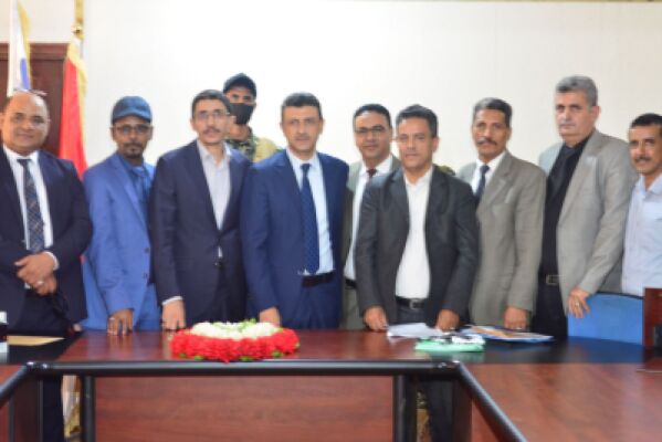 ألبوم صور خاص دور استلام وتسليم بين رئيسي مجلس الاعتماد الأكاديمي