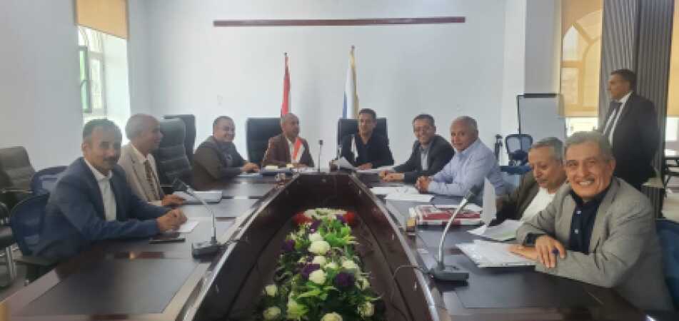 مجلس الاعتماد الأكاديمي: لجنة مراجعة الخطط الدراسية الموحدة تواصل عقد اجتماعها الرابع