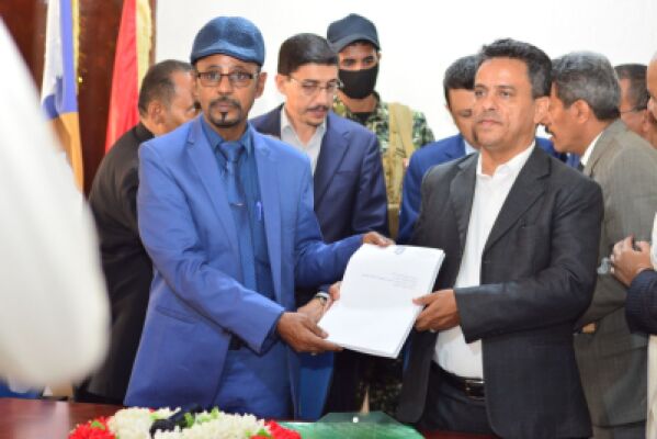 ألبوم صور خاص دور استلام وتسليم بين رئيسي مجلس الاعتماد الأكاديمي